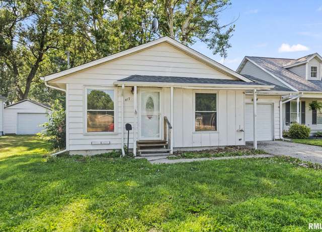 Property at 417 N Taylorville Blvd, Taylorville, IL 62568, 3 beds, 1 bath
