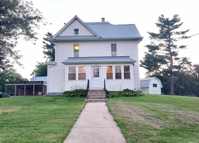 Property at 460 Mill St, Toronto, IA 52777, 4 beds, 2 baths