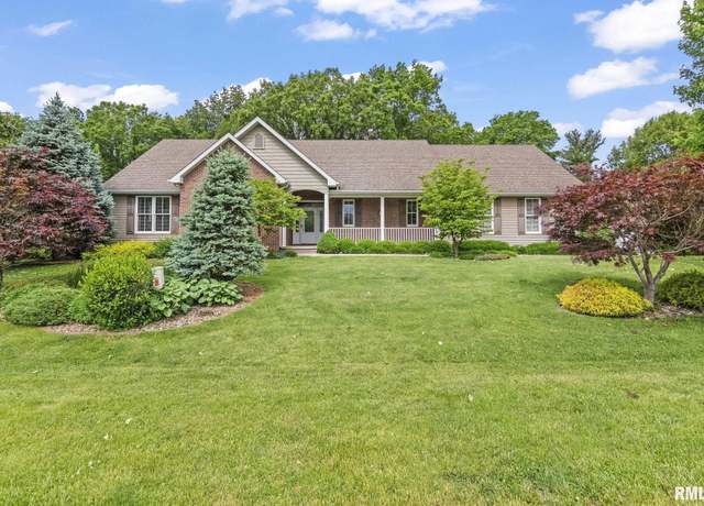 Property at 1625 Grace Ridge Rd, New Berlin, IL 62670, 4 beds, 3.5 baths
