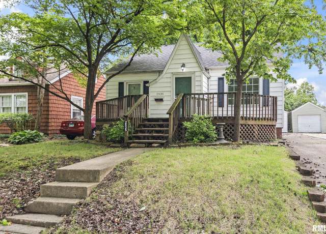 Property at 2535 S 8th St, Springfield, IL 62703, 3 beds, 1 bath