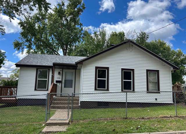 Property at 1104 W Rice St, Peoria, IL 61604, 2 beds, 1 bath