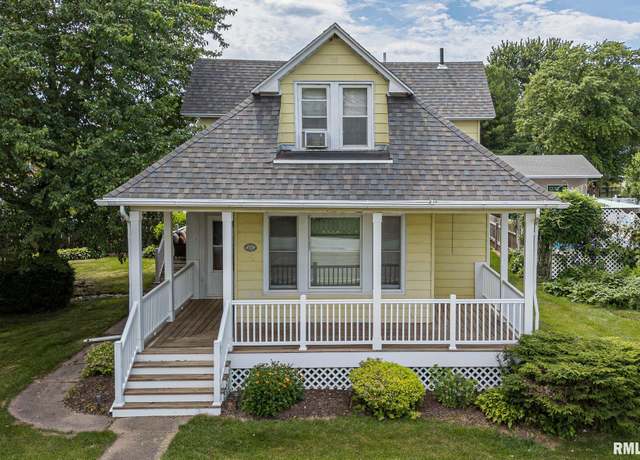 Property at 222 N 1st St, Long Grove, IA 52746, 3 beds, 2.5 baths