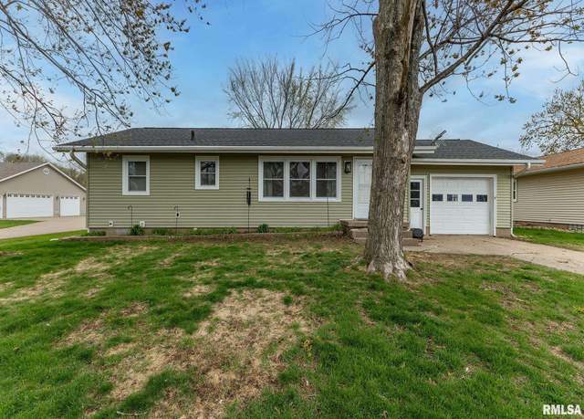 Property at 1508 3rd St, Camanche, IA 52730, 3 beds, 1 bath