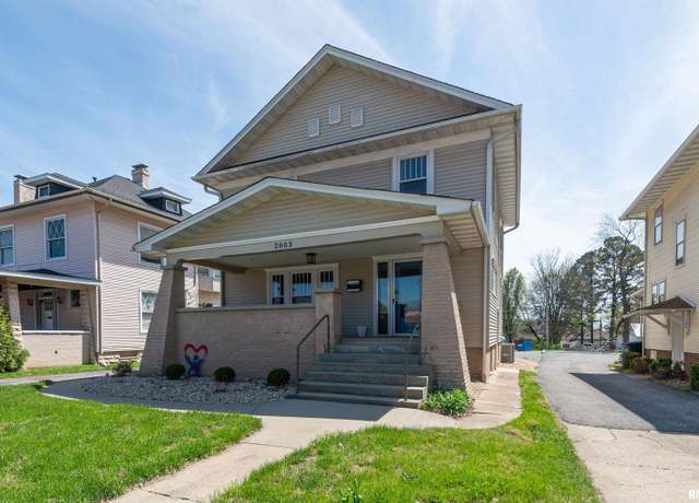 Property at 2003 Broadway St, Mt Vernon, IL 62864, 4 beds, 2 baths