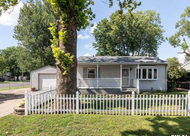 Property at 1401 Koch St, Pekin, IL 61554, 2 beds, 1 bath
