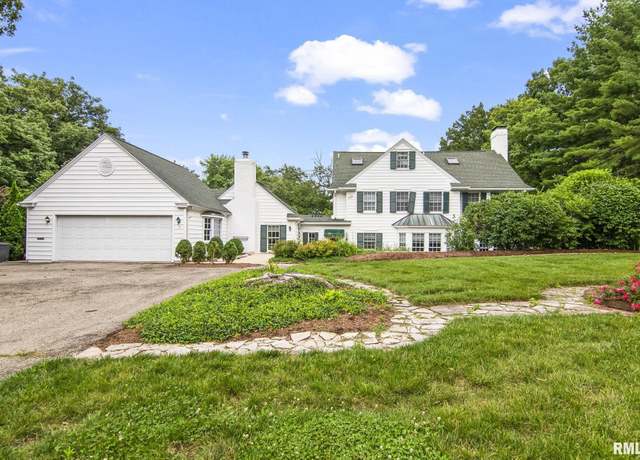 Property at 3 Hillcrest Rd, Springfield, IL 62704, 5 beds, 3.5 baths