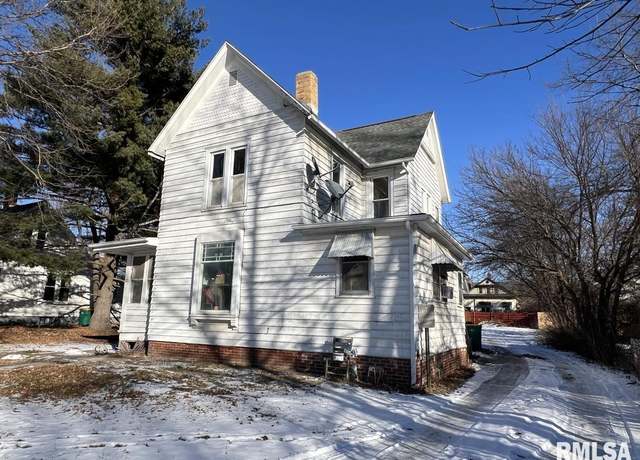 Property at 321 S Mcarthur St, Macomb, IL 61455, 5 beds, 4 baths
