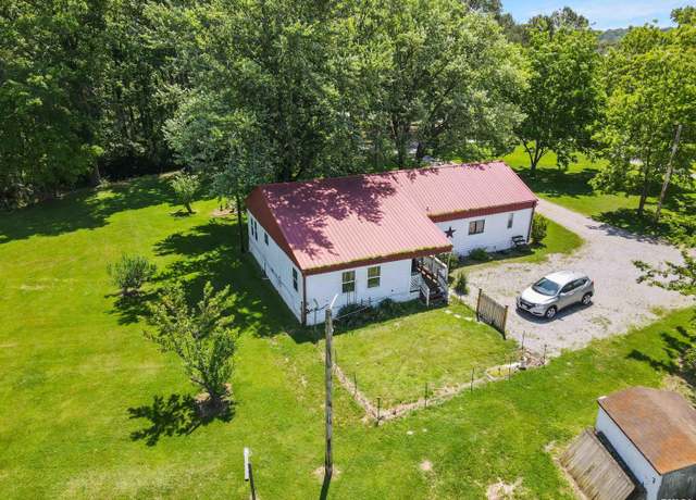 Property at 735 Sharp Rd, Anna, IL 62906, 3 beds, 2 baths