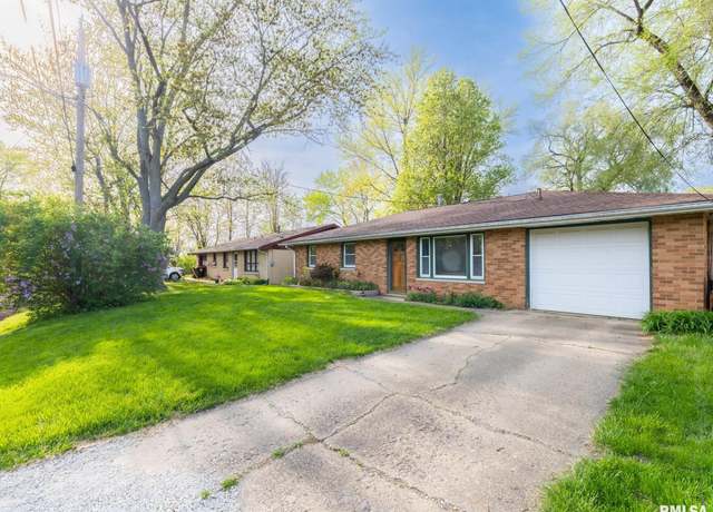 Property at 317 Smith St, Creve Coeur, IL 61610, 3 beds, 1 bath