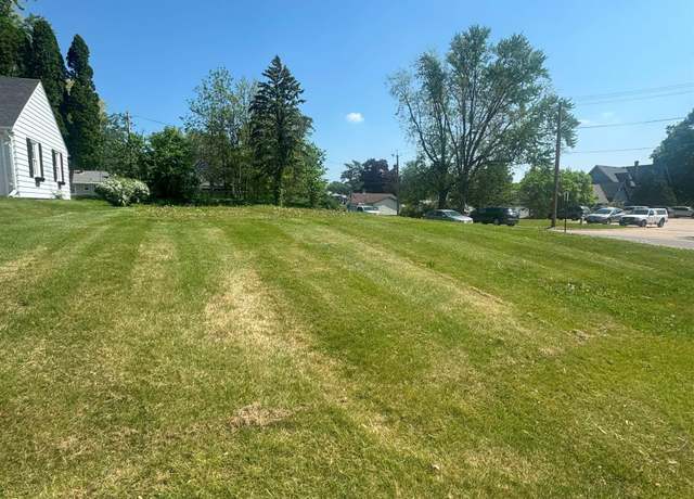 Property at 1512 N 5th St, Clinton, IA 52753