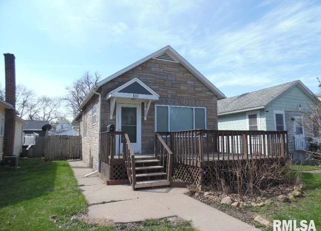 Property at 631 6th Avenue South, Clinton, IA 52732, 2 beds, 1 bath