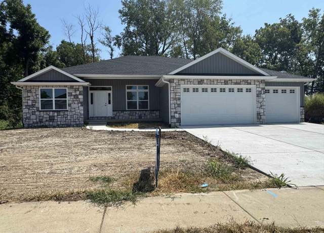 Property at 604 Rock River Rd, Springfield, IL 62711, 4 beds, 3 baths