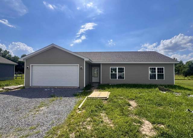 Property at 703 Savannah Ave, Herrin, IL 62948, 3 beds, 2 baths