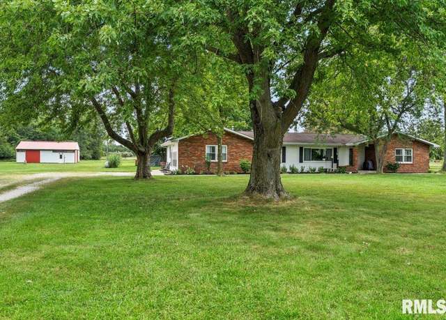 Property at 6758 Minder Rd, Rochester, IL 62563, 3 beds, 2.5 baths