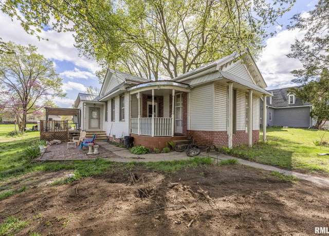 Property at 1006 Washington St, Keithsburg, IL 61442, 3 beds, 1 bath