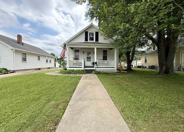 Property at 2434 Chestnut St, Quincy, IL 62301, 2 beds, 1 bath