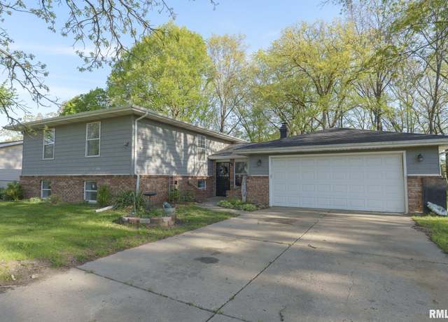 Property at 3601 W Saymore Ln, Peoria, IL 61615, 4 beds, 2.5 baths