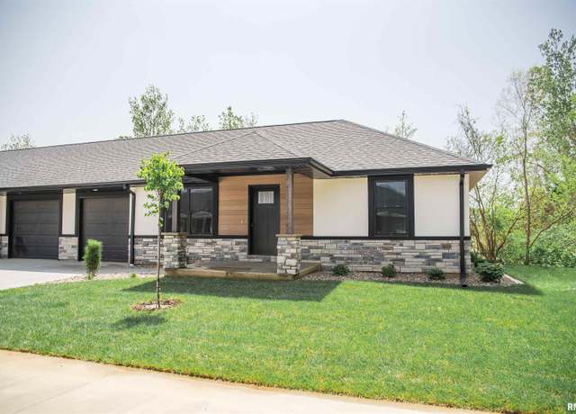 Property at 2801 N 23rd St, Quincy, IL 62301, 1 bed, 1.5 baths