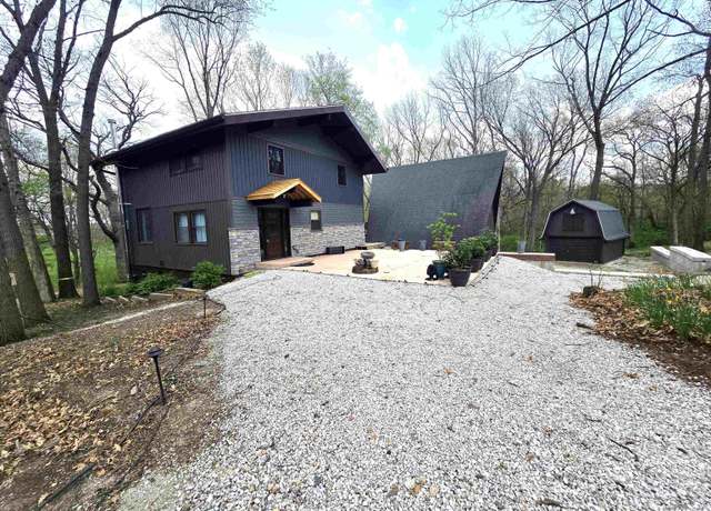 Property at 394 Circle Shore Dr, Washington, IL 61571, 4 beds, 3 baths