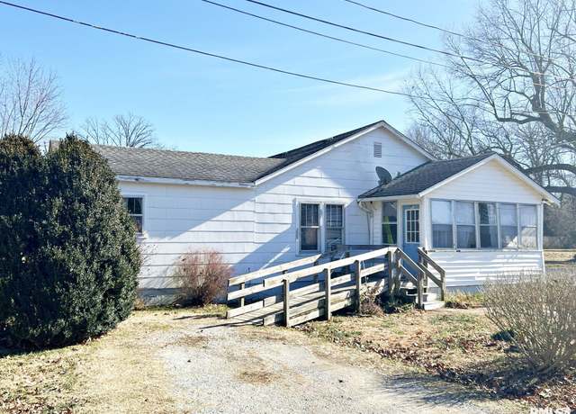 Property at 1800 Butler St, Metropolis, IL 62960, 3 beds, 1.5 baths
