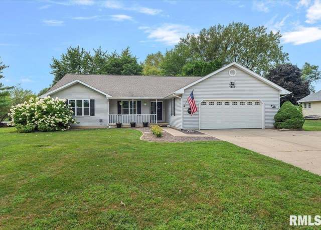 Property at 14441 Heritage Pt, Athens, IL 62613, 3 beds, 3 baths