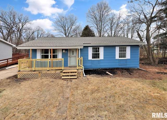 Property at 106 Maple Ln, Bartonville, IL 61607, 4 beds, 1.5 baths