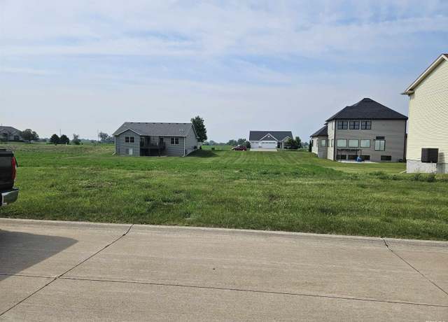 Property at 1709 Conor Ct, Clinton, IA 52732