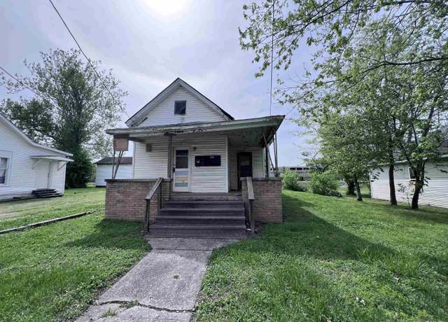 Property at 406 S Washington St, Carbondale, IL 62901, 2 beds, 2 baths