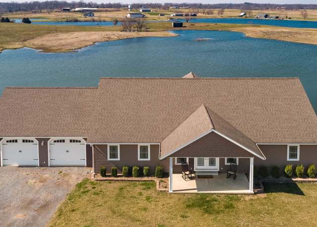 Property at 4747 Pintail Ln, Creal Springs, IL 62922, 3 beds, 2.5 baths