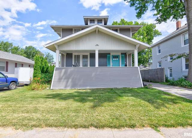 Property at 715 W Market St, Taylorville, IL 62568, 3 beds, 2 baths