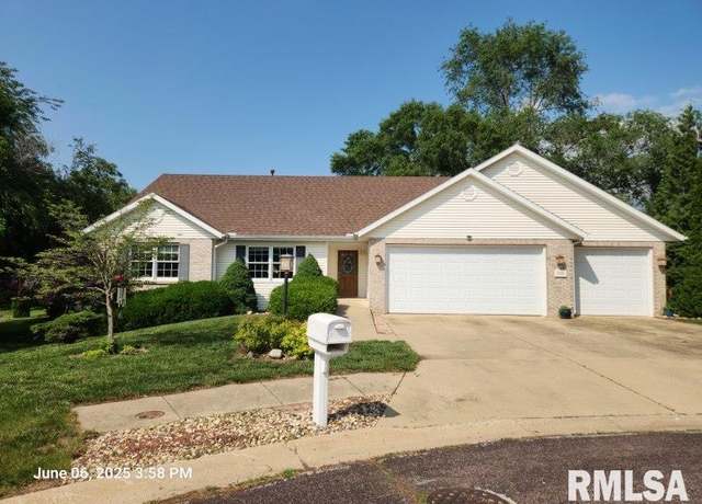 Property at 1924 Liberty Ct, Pekin, IL 61554, 4 beds, 4 baths