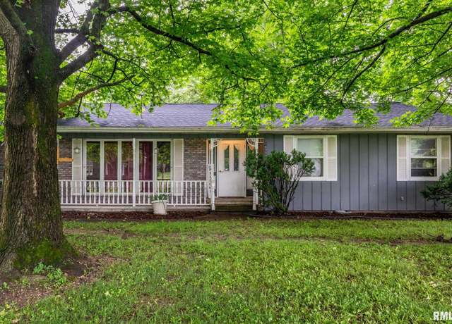 Property at 16777 Dublin St, West Frankfort, IL 62896, 4 beds, 3 baths