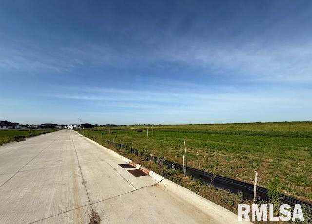 Property at 6890 Meghan Ave, Bettendorf, IA 52722