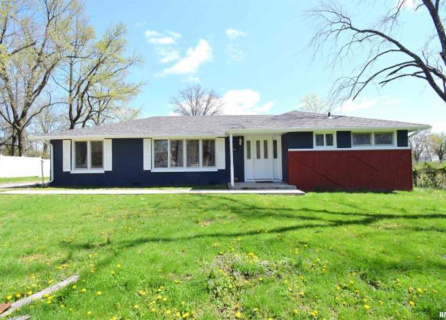 Property at 16686 N IL Hwy 37, Mt Vernon, IL 62864, 3 beds, 1 bath