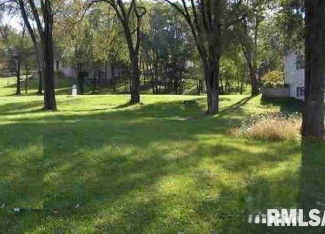 Property at 1417 N Parkway Dr, Pekin, IL 61554