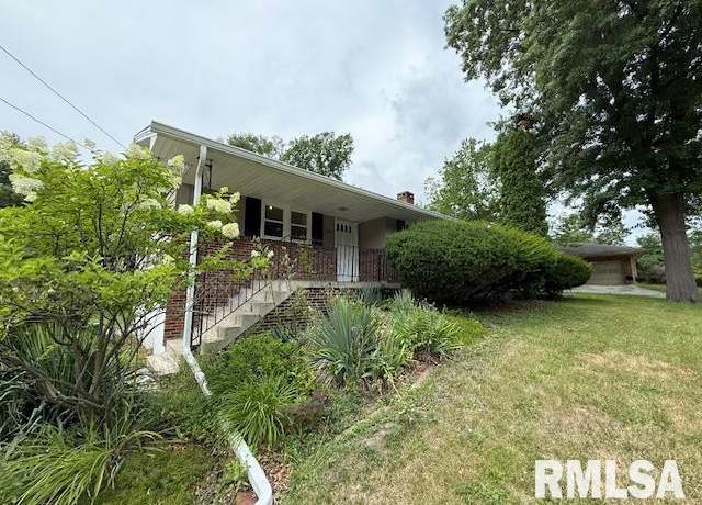 Property at 1219 W Adams St, Macomb, IL 61455, 4 beds, 2 baths