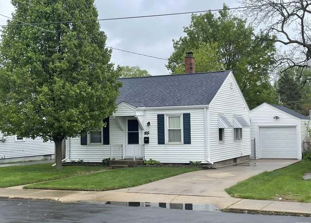 Property at 1308 E London Ave, Peoria, IL 61603, 2 beds, 1 bath