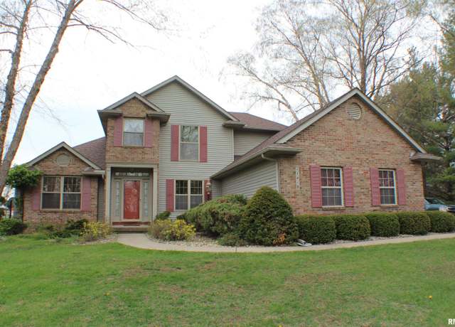 Property at 11418 35th Street West, Milan, IL 61264, 3 beds, 2.5 baths