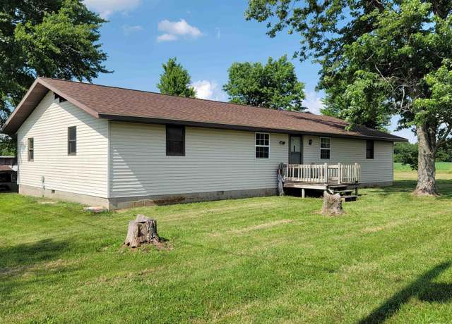 Property at 3993 Greenridge Rd, Alma, IL 62807, 3 beds, 1 bath