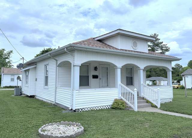 Property at 1520 Gartside St, Murphysboro, IL 62966, 2 beds, 1 bath