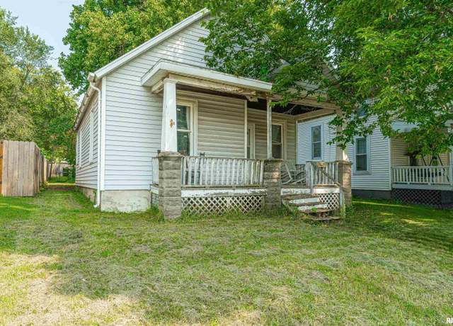 Property at 440 5th St, Lincoln, IL 62656, 2 beds, 1 bath