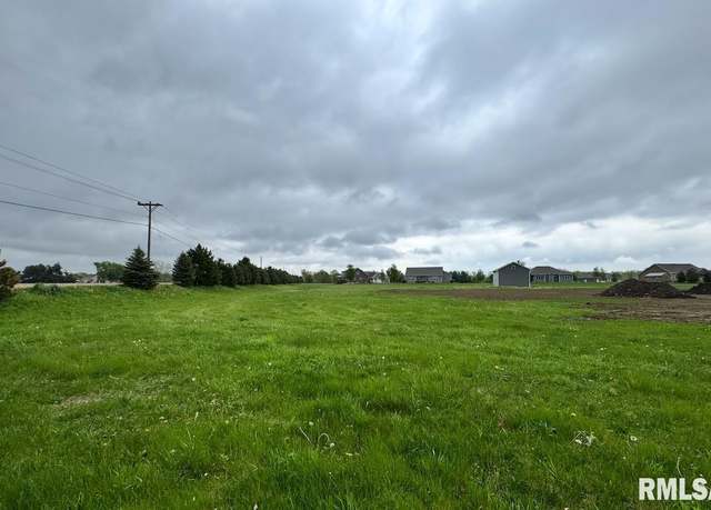 Property at 1920-1922 Mayflower Dr, Pekin, IL 61554