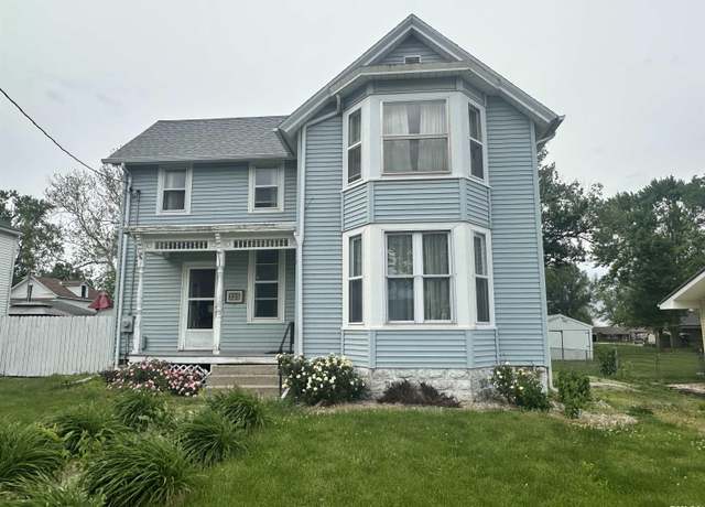 Property at 335 E South St, Mendon, IL 62351-1128, 4 beds, 2 baths