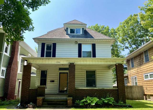 Property at 1502 W Columbia Ter, Peoria, IL 61606, 4 beds, 2 baths