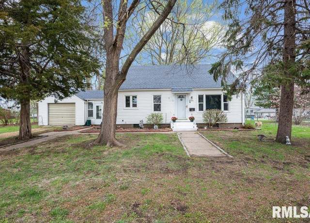 Property at 704 2nd Ave, Camanche, IA 52730, 3 beds, 1.5 baths