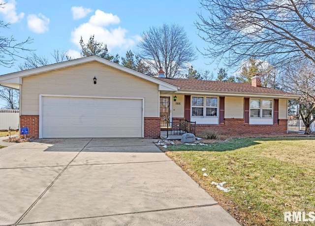 Property at 3101 Temple Dr, Springfield, IL 62704, 3 beds, 2 baths