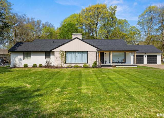 Property at 6015 N Chippewa Ridge Ln, Peoria, IL 61614, 4 beds, 4.5 baths