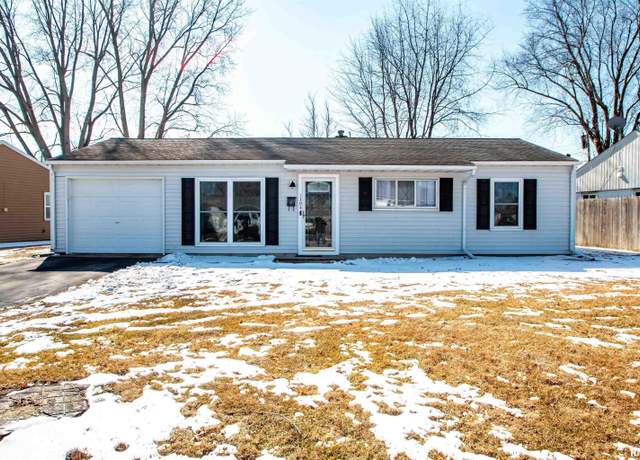 Property at 1394 Arcadia Dr, Galesburg, IL 61401, 3 beds, 1 bath