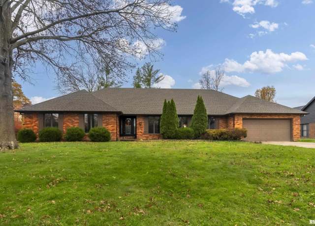 Property at 1815 Wolff Dr, Marion, IL 62959, 4 beds, 3 baths