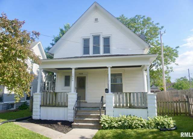 Property at 1626 24th Ave, Moline, IL 61265, 3 beds, 2 baths